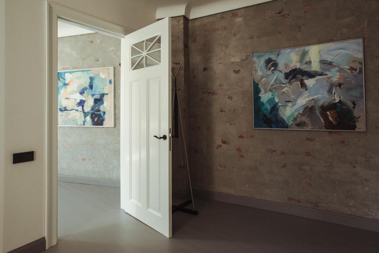 Art Hotel Roma Liepāja Exteriör bild