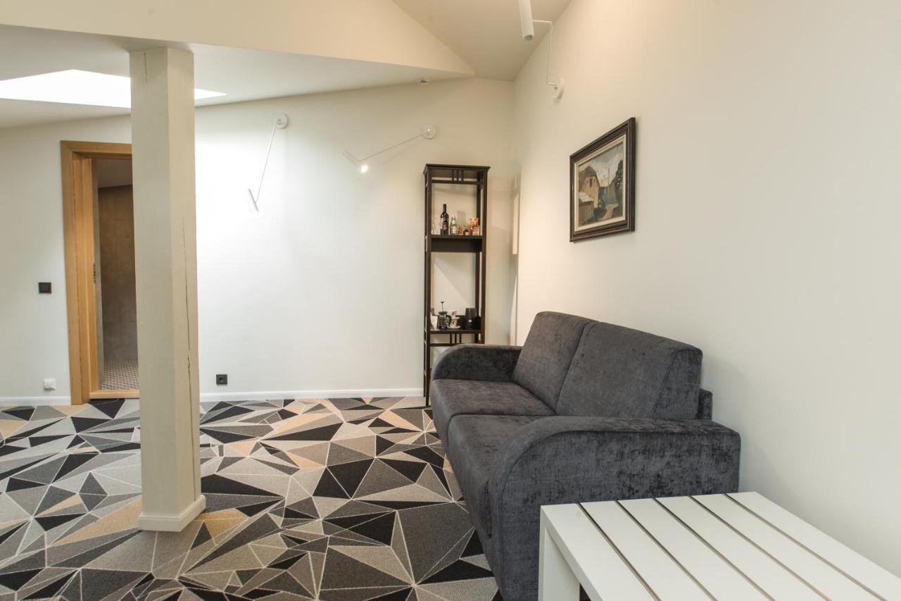 Art Hotel Roma Liepāja Exteriör bild