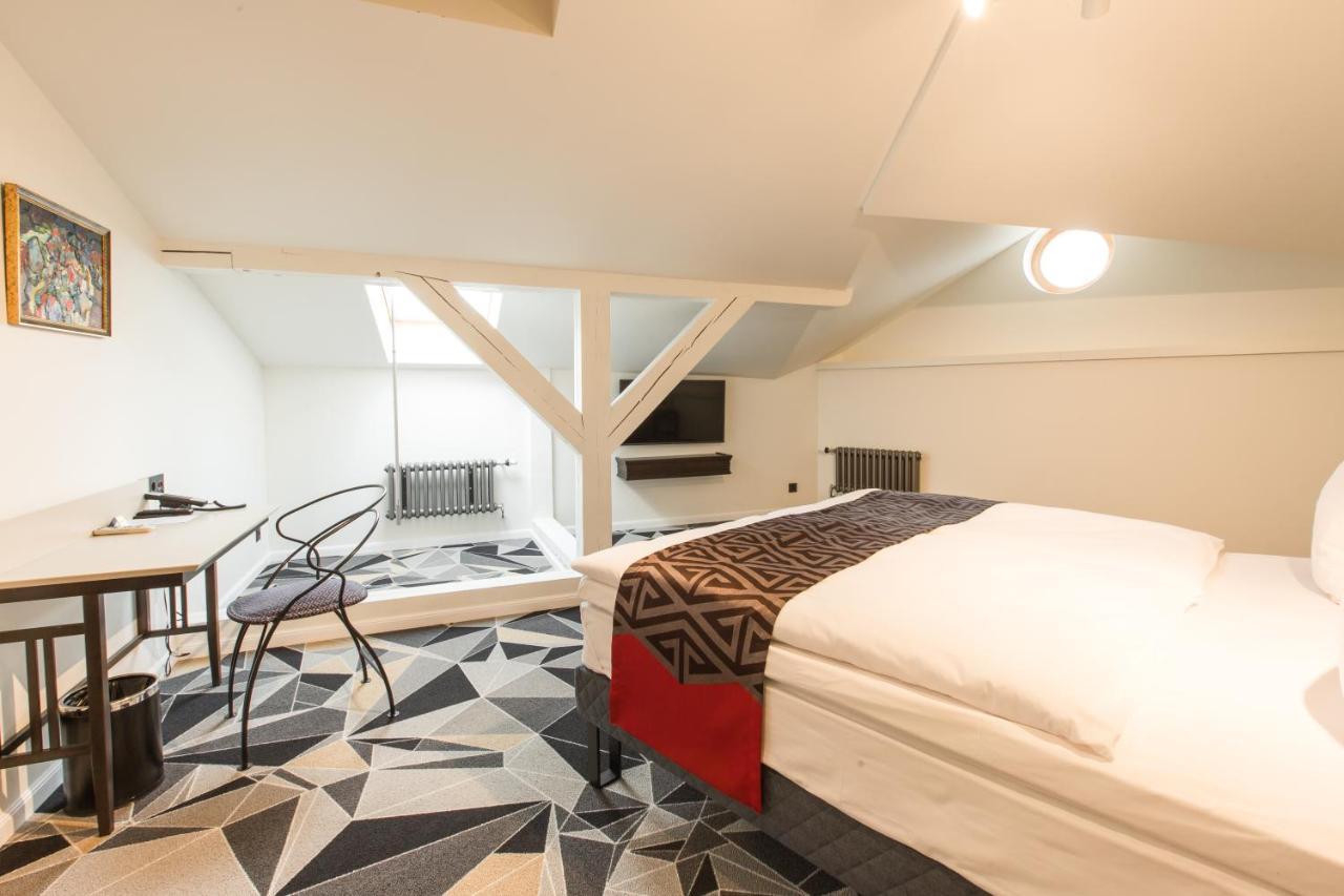 Art Hotel Roma Liepāja Exteriör bild