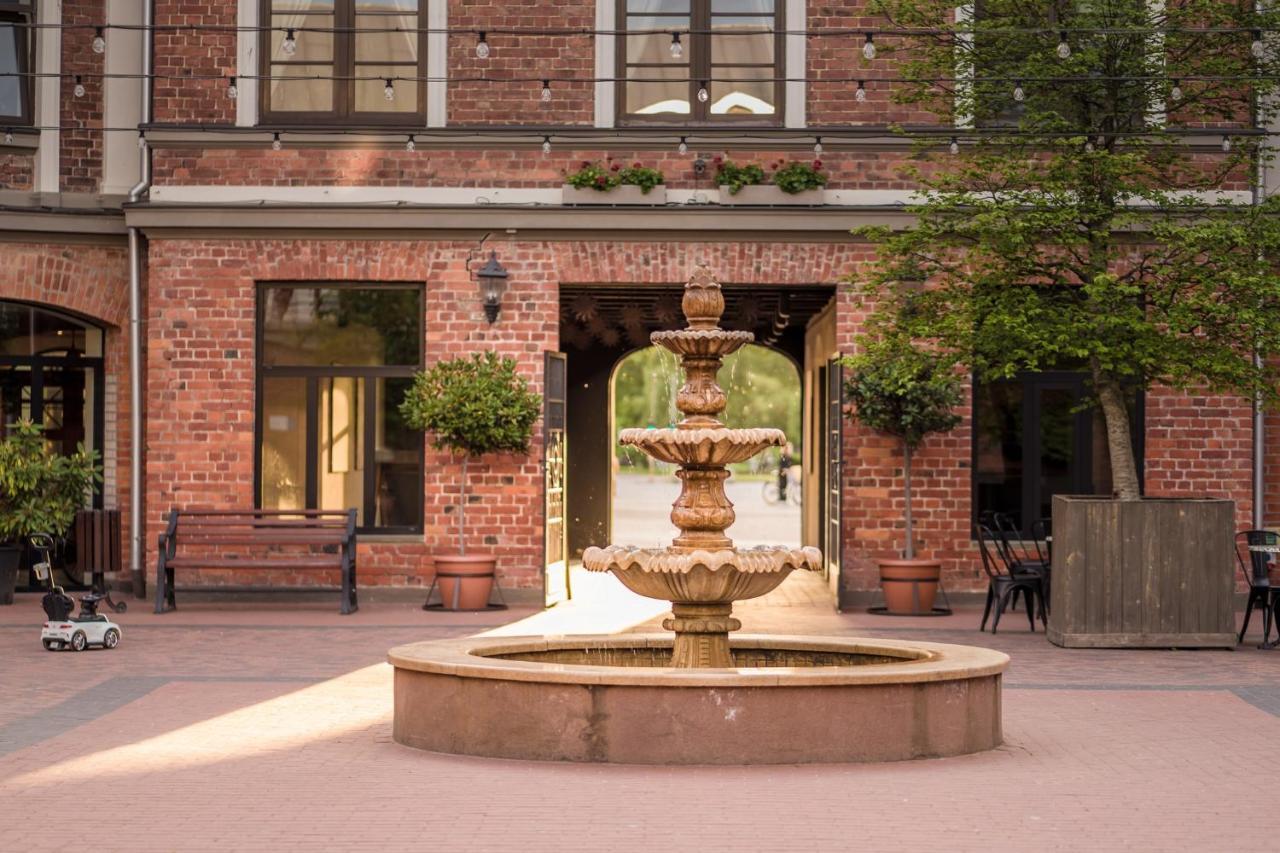 Art Hotel Roma Liepāja Exteriör bild