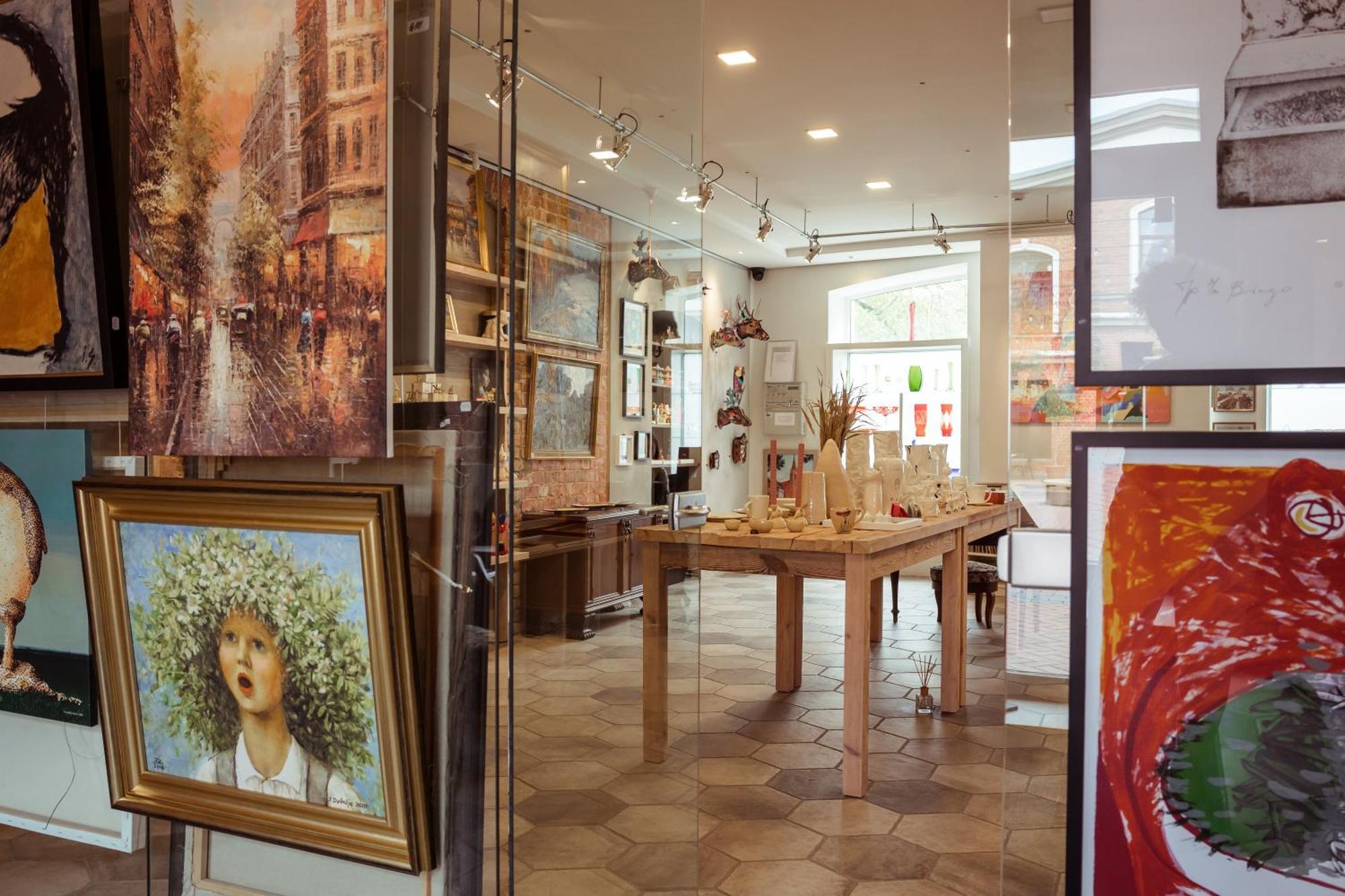 Art Hotel Roma Liepāja Exteriör bild