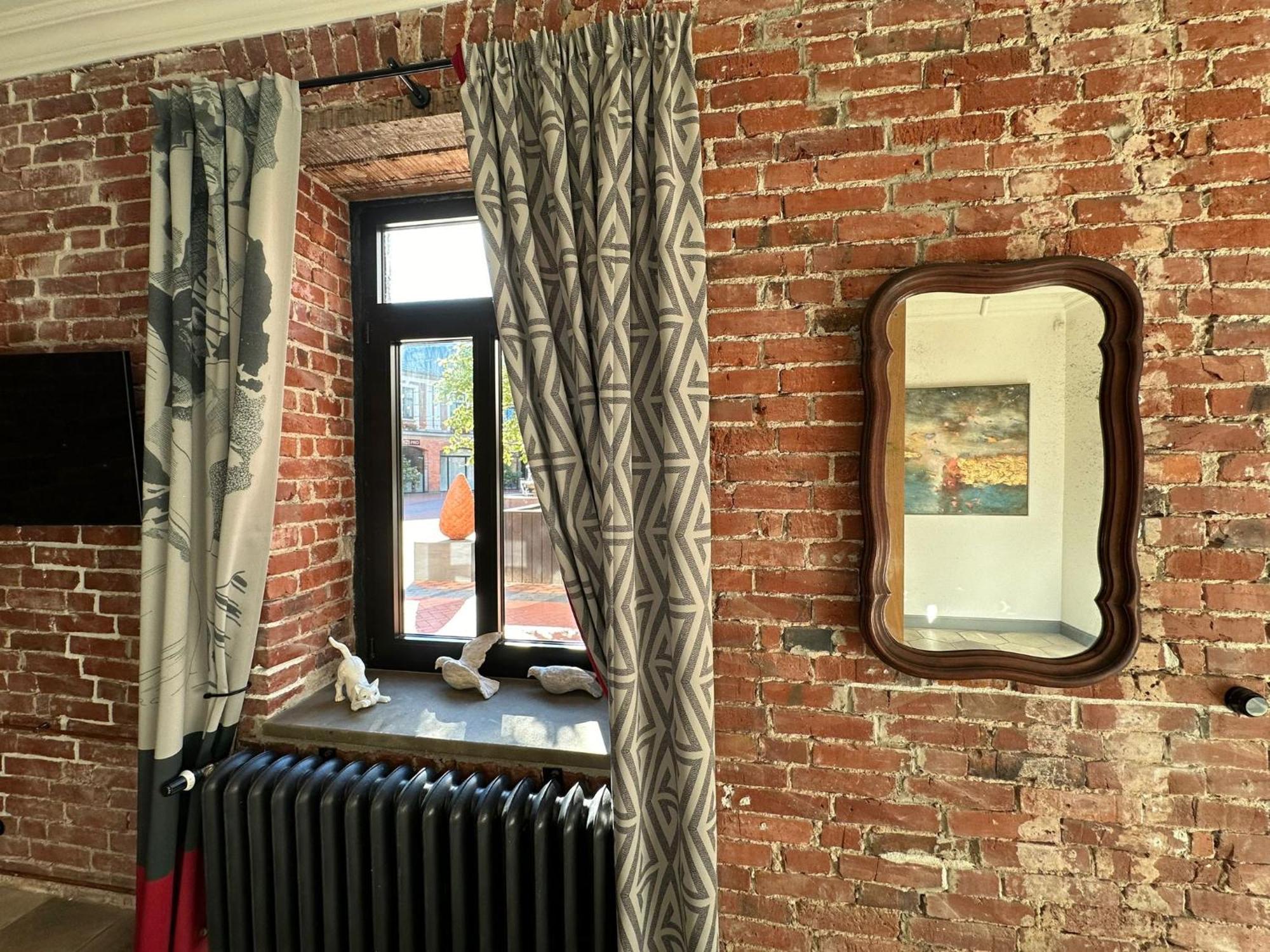 Art Hotel Roma Liepāja Exteriör bild