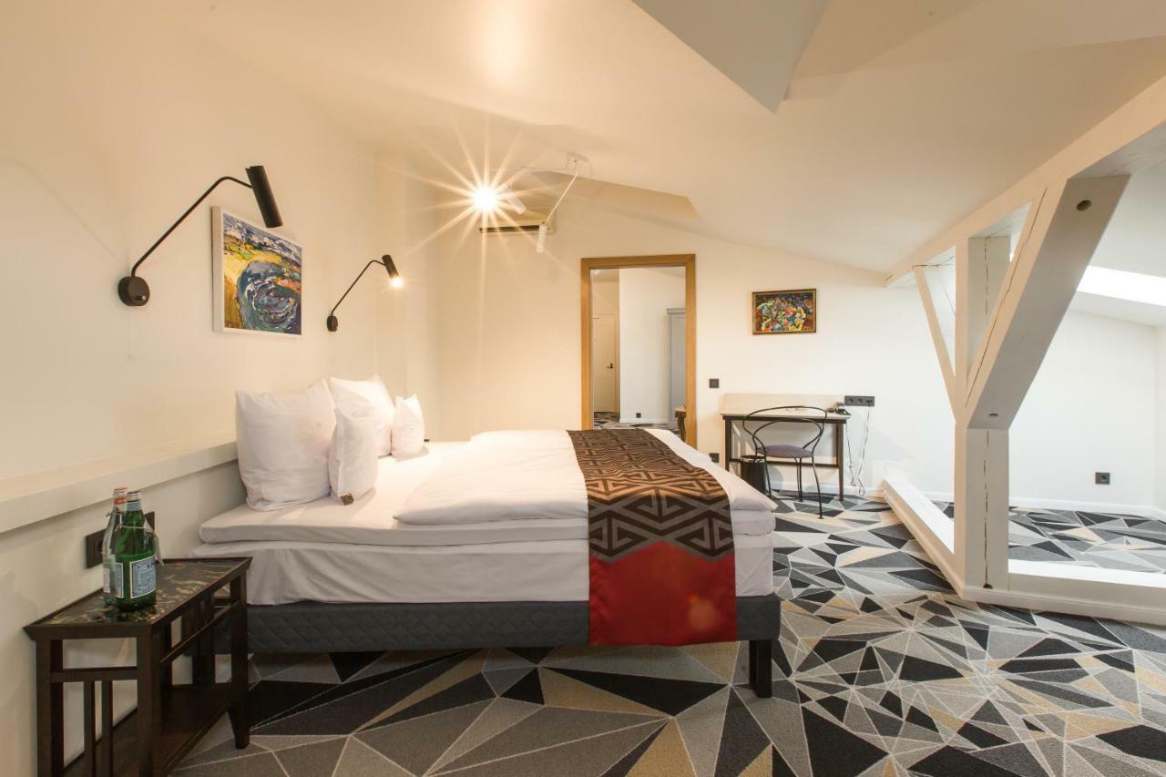 Art Hotel Roma Liepāja Exteriör bild